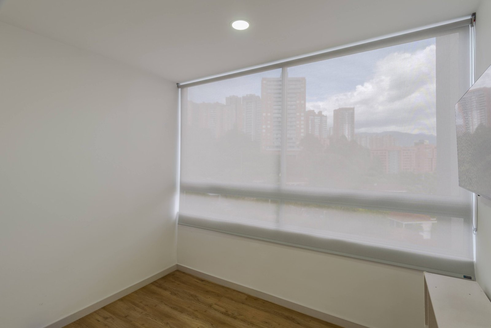 enrrollable-screen-1